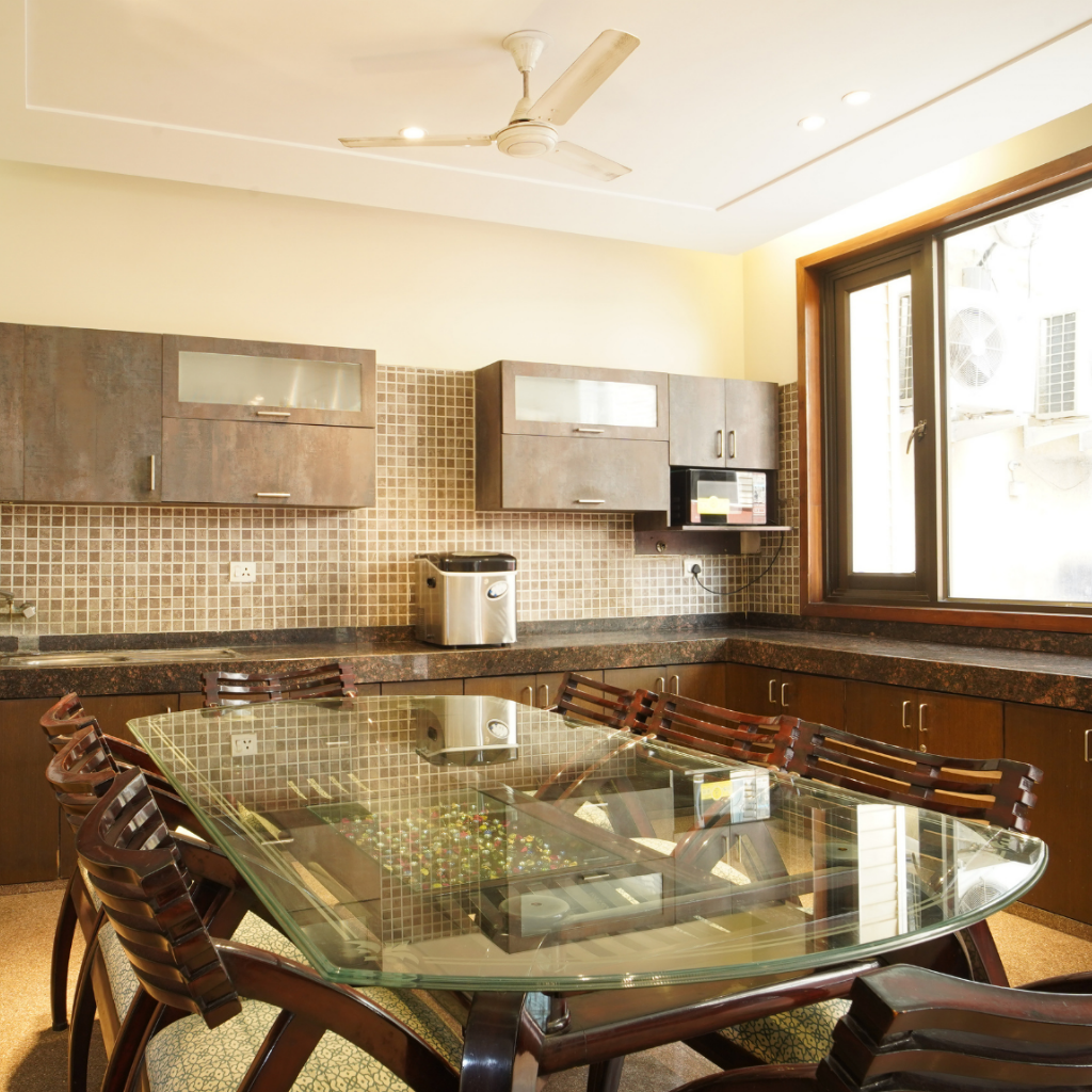 Breakfast Room